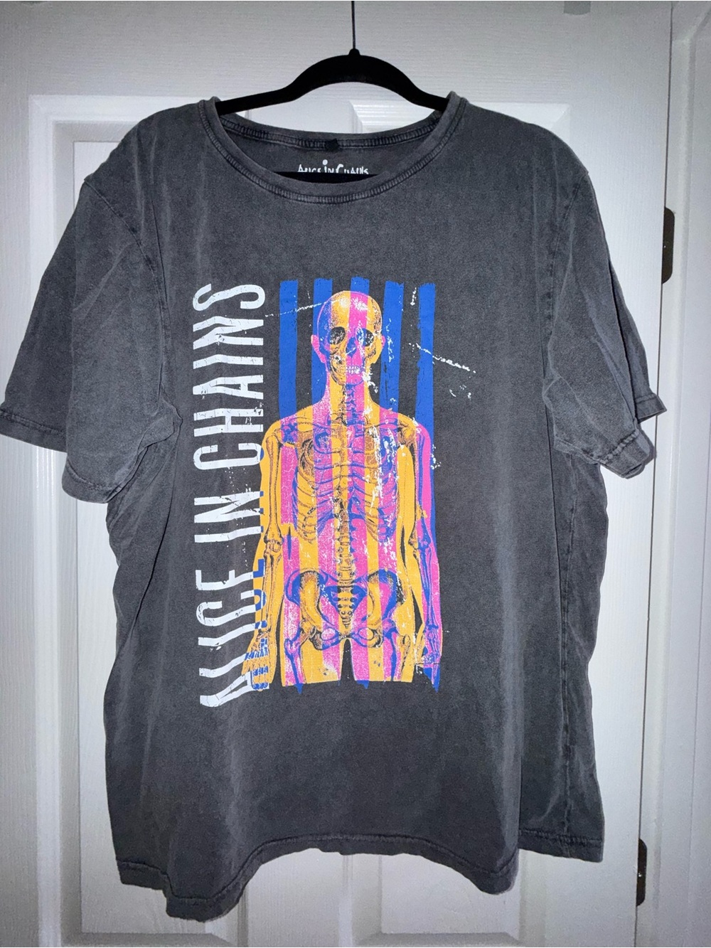 Alice In Chains Graphic Band Tshirt. 

Grey wash
Size XXL 
Washed but never worn